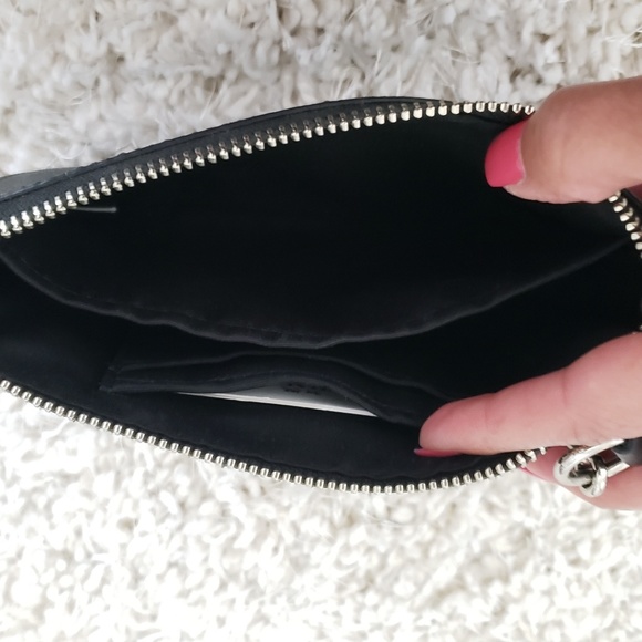 Authentic Coach clutch - Picture 3 of 4